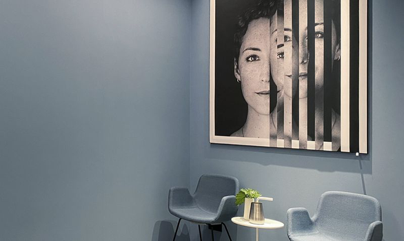 Augenarzt Praxis Frankfurt Stadtmitte Wartezimmer dr. vision 